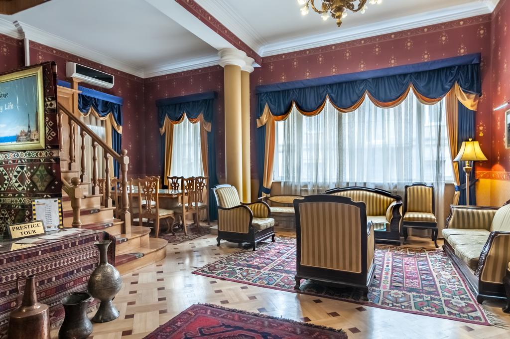 Prestige Hotel Batoumi Extérieur photo