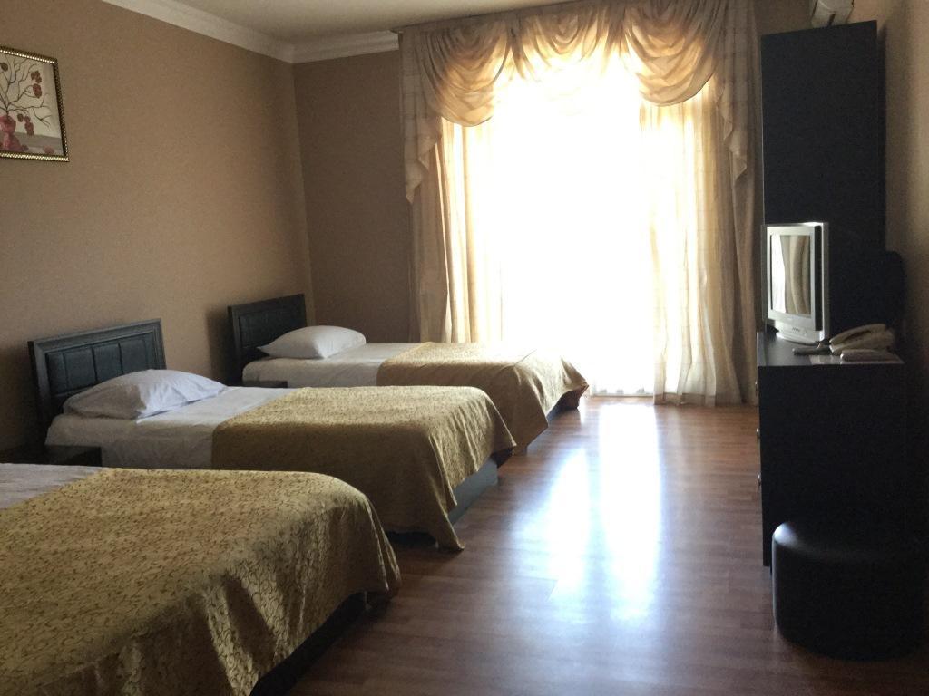 Prestige Hotel Batoumi Extérieur photo