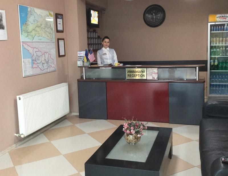 Prestige Hotel Batoumi Extérieur photo